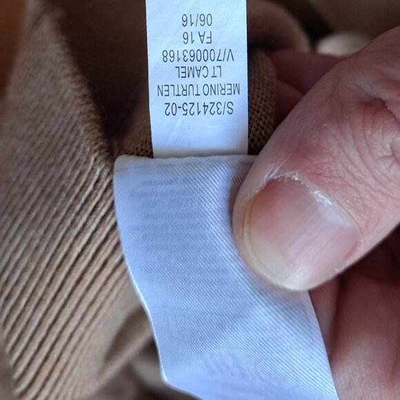 Men's Gap Merino Wool Turtleneck - Size M - Picture 3 of 4